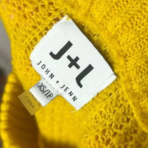 John + Jenn Yellow Varsity Stripe Mock Neck Sweater XS - Picture 5 of 5